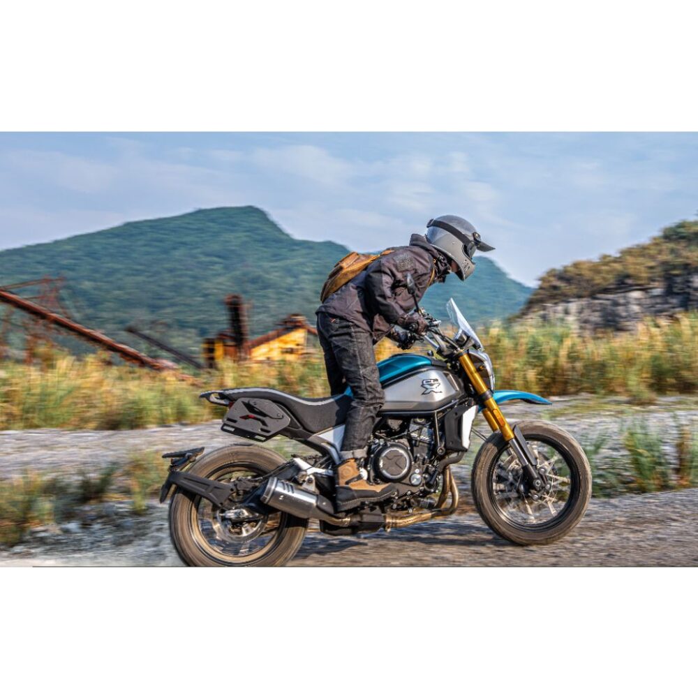 CFMOTO 700CL-X ADVENTURE
