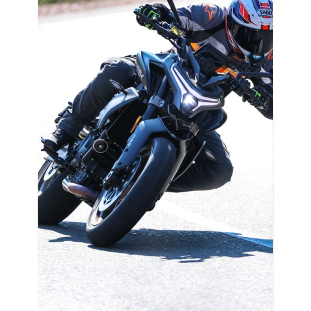 CFMOTO NAKED 800NK SPORT