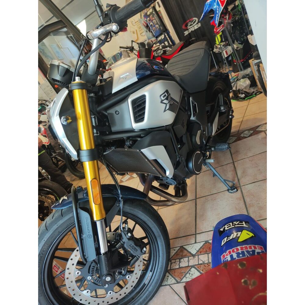 CFMOTO 700CL-X HERITAGE del 2023