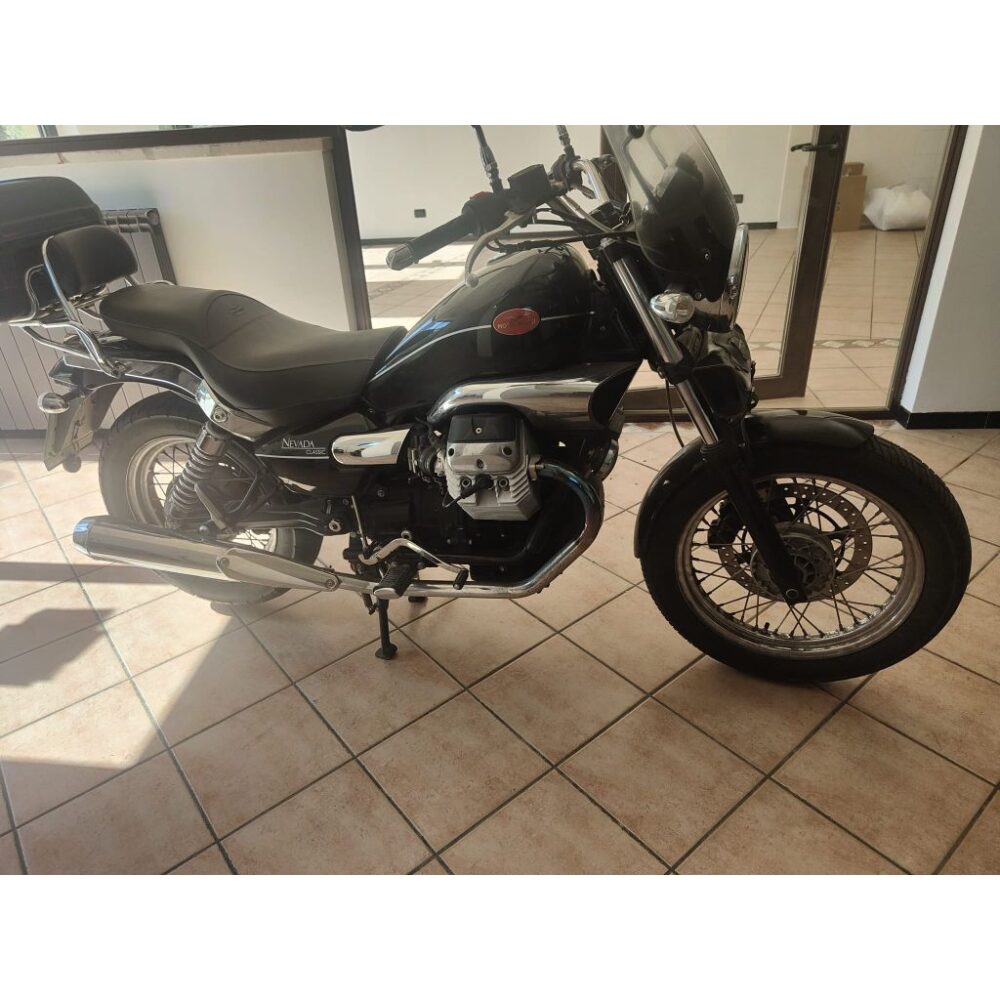 MOTO GUZZI NEVADA 750 DEL 2011