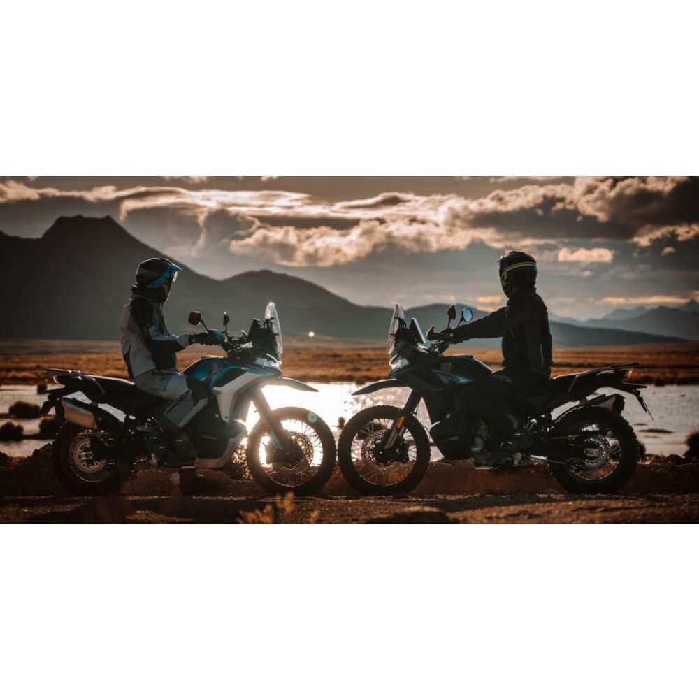 CFMOTO 800MT-X