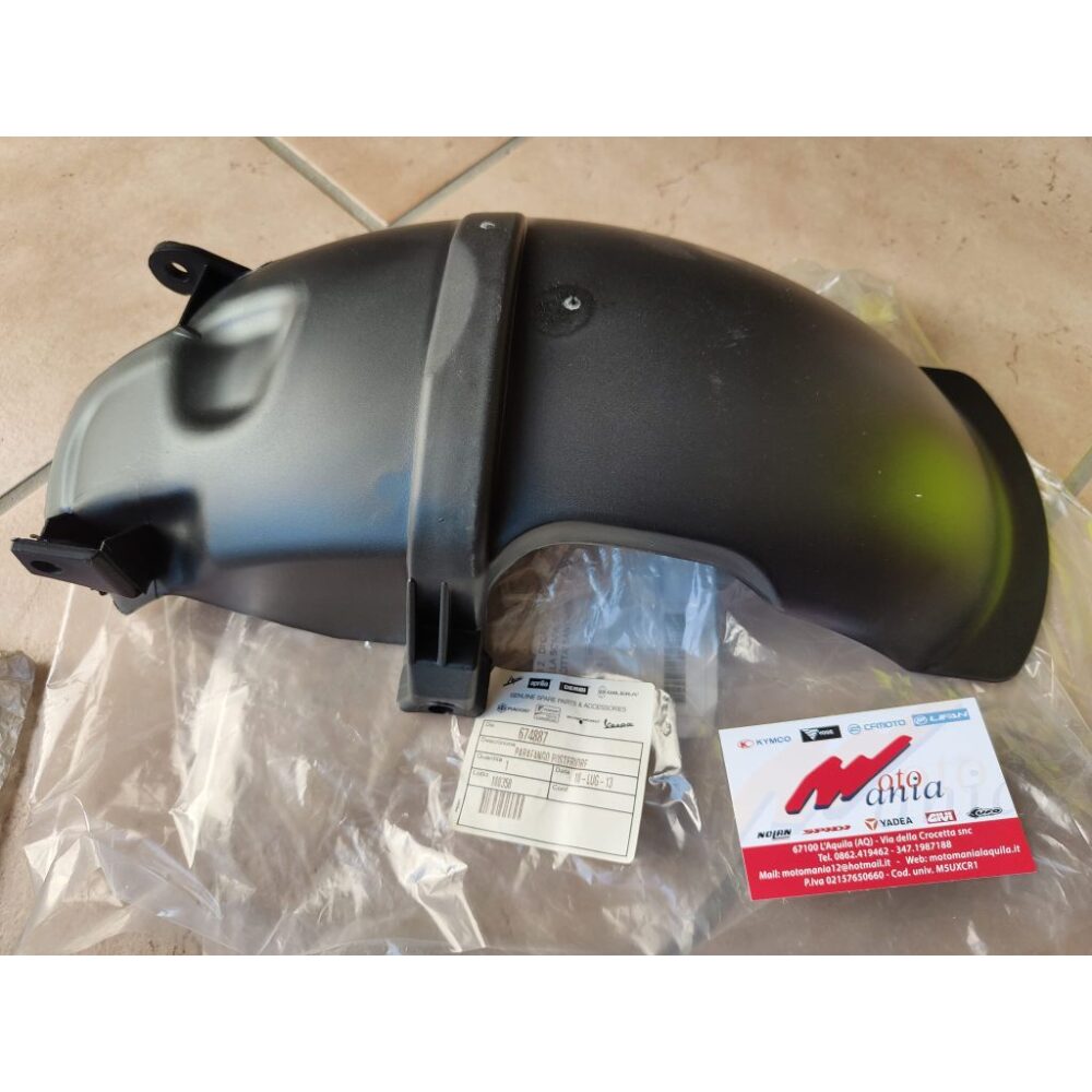 PARAFANGO POSTERIORE PIAGGIO 674887