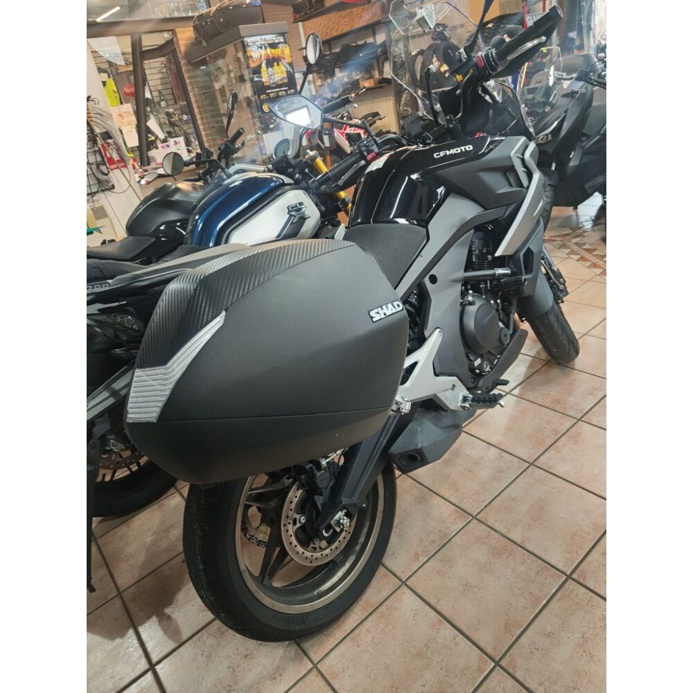 CFMOTO 700MT del 2024
