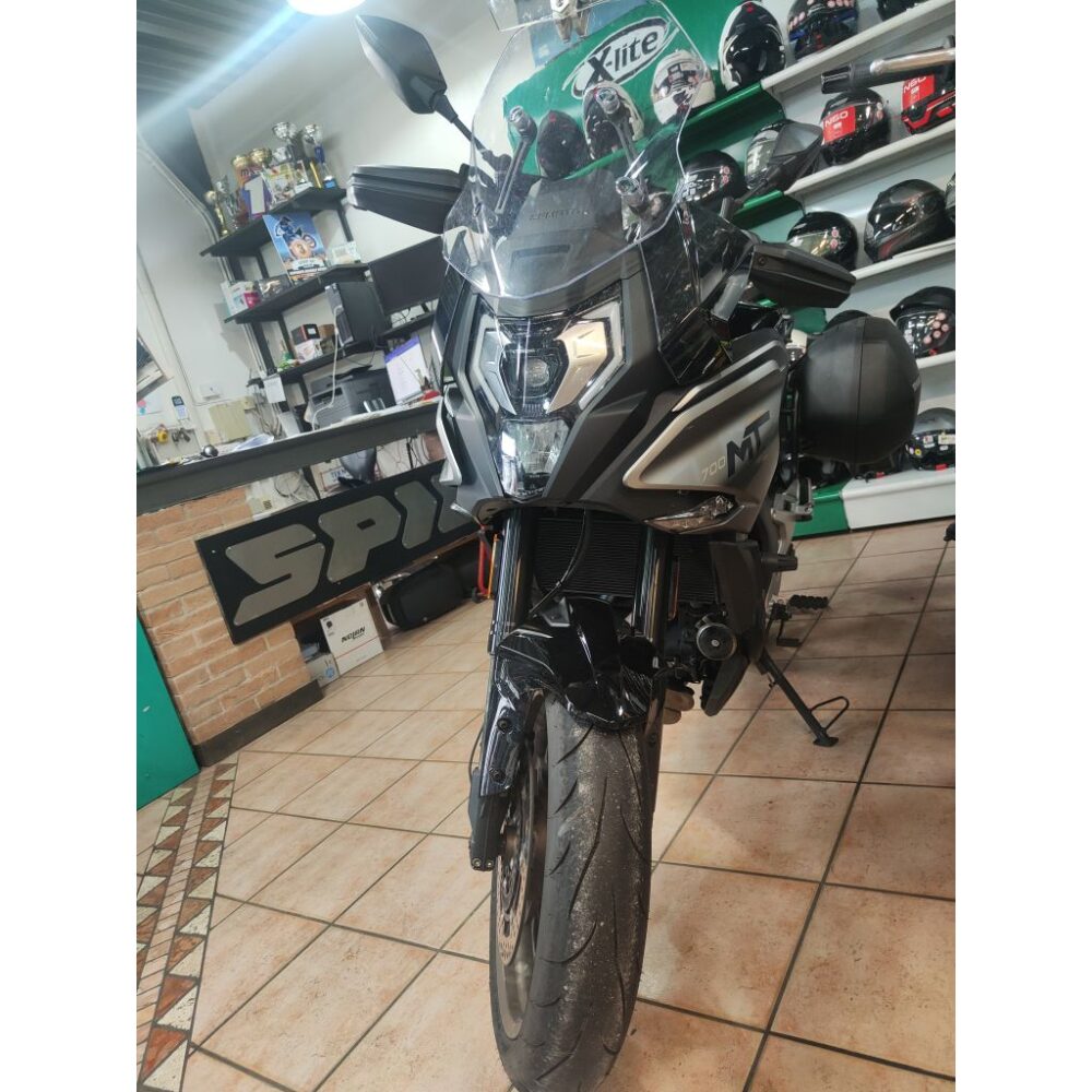 CFMOTO 700MT del 2024