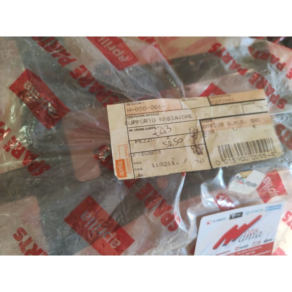 APRILIA SR SUPPORTO RADIATORE AP8232941
