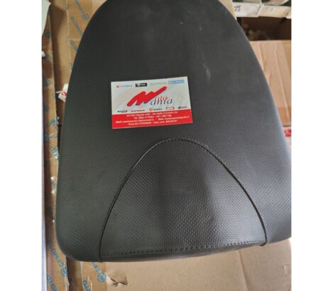 SELLA PASSEGGERO NERA APRILIA SR AP8229192