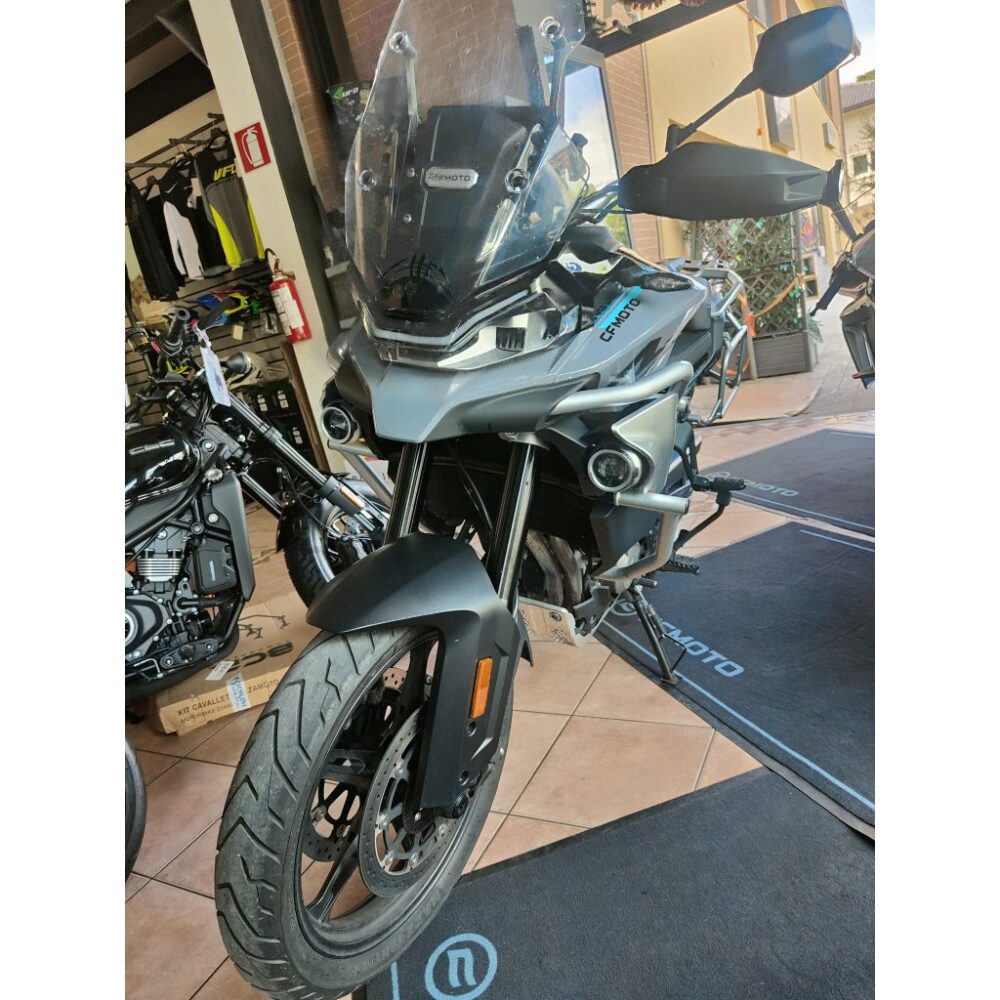 CFMOTO 800MT SPORT DEL 2022