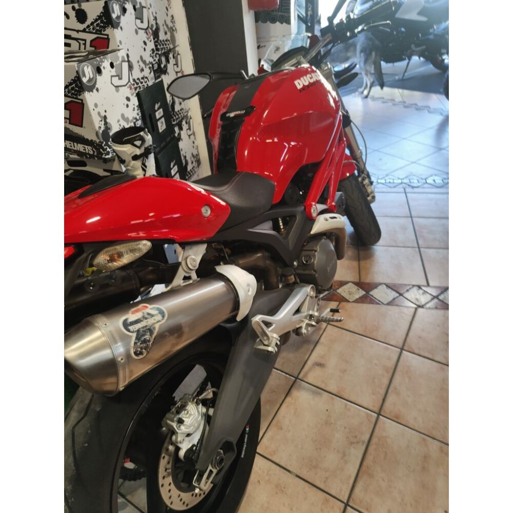 DUCATI MONSTER 696 DEL 2008