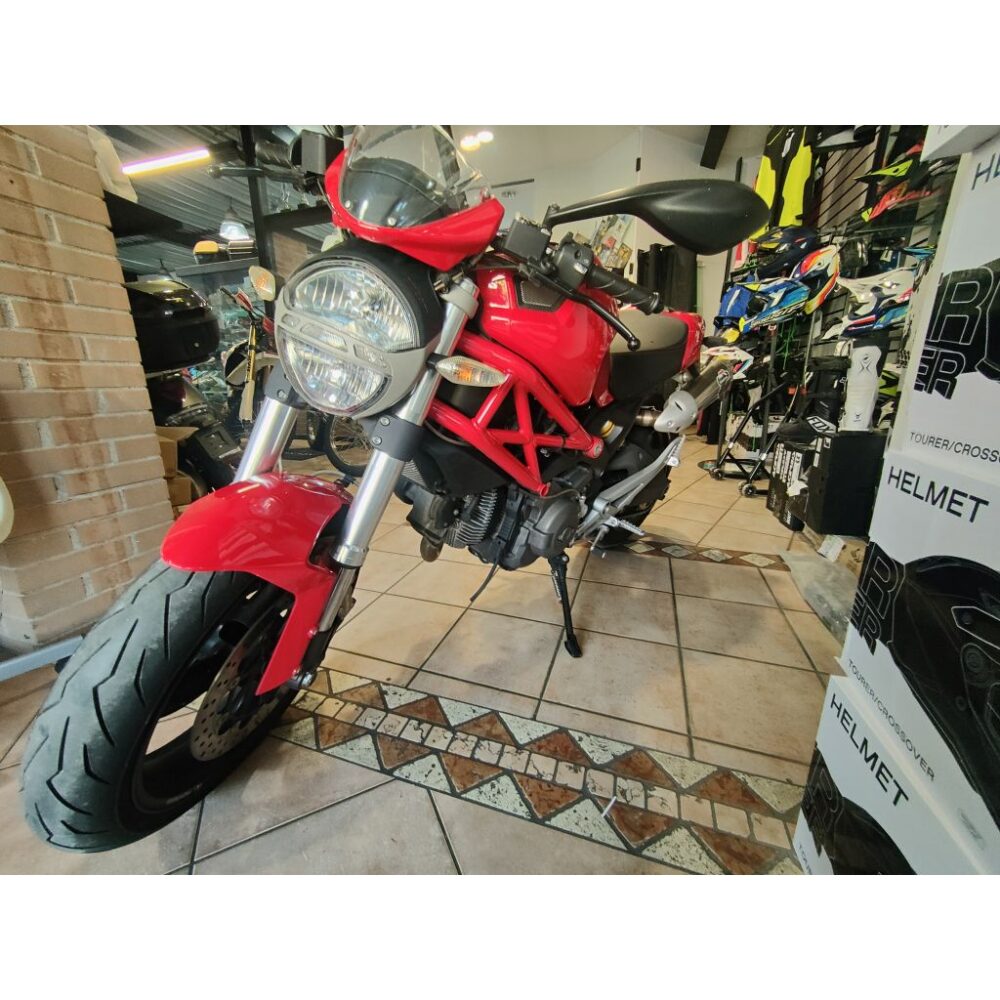 DUCATI MONSTER 696 DEL 2008